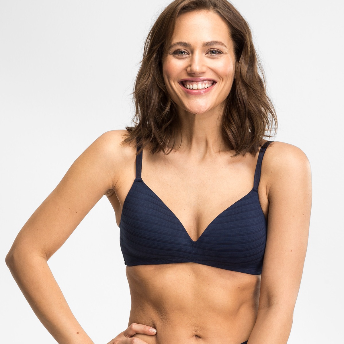 Schalen BH non wired von Speidel in der Farbe Blueberry