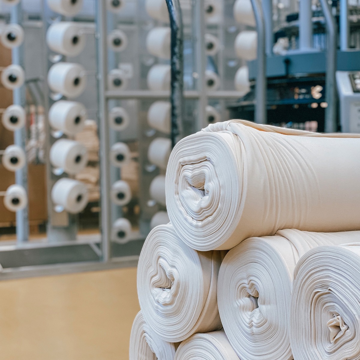 Stoff aus reiner Baumwolle in der Strickerei in Bodelshausen