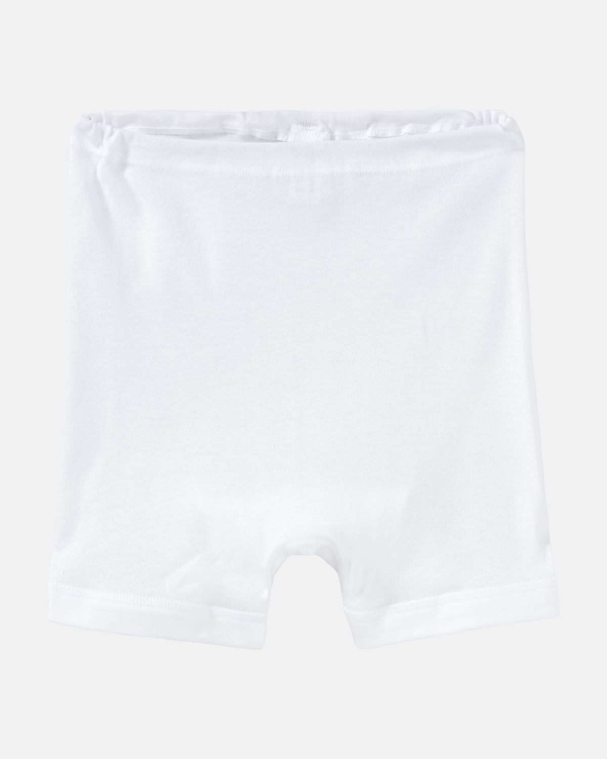 Pagenschlüpfer in weiß aus der Serie Nelly, flach auf einer Oberfläche liegend.