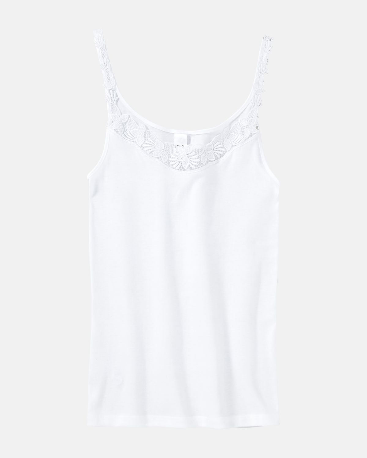 Trägerhemd in weiß aus der Serie Nadja, flach auf einer Oberfläche liegend.