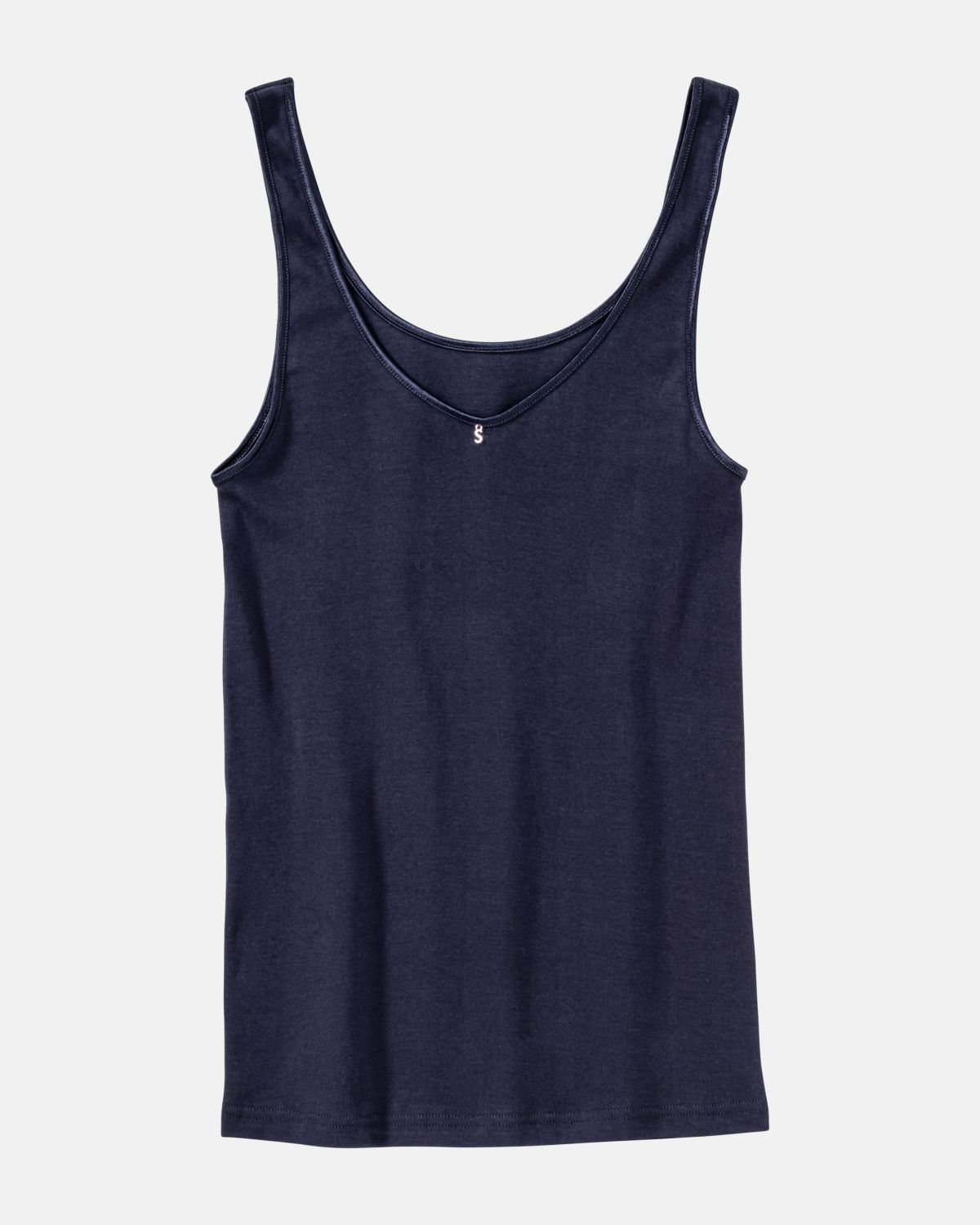 Achselhemd in blueberry aus der Serie Silke, flach auf einer Oberfläche liegend.