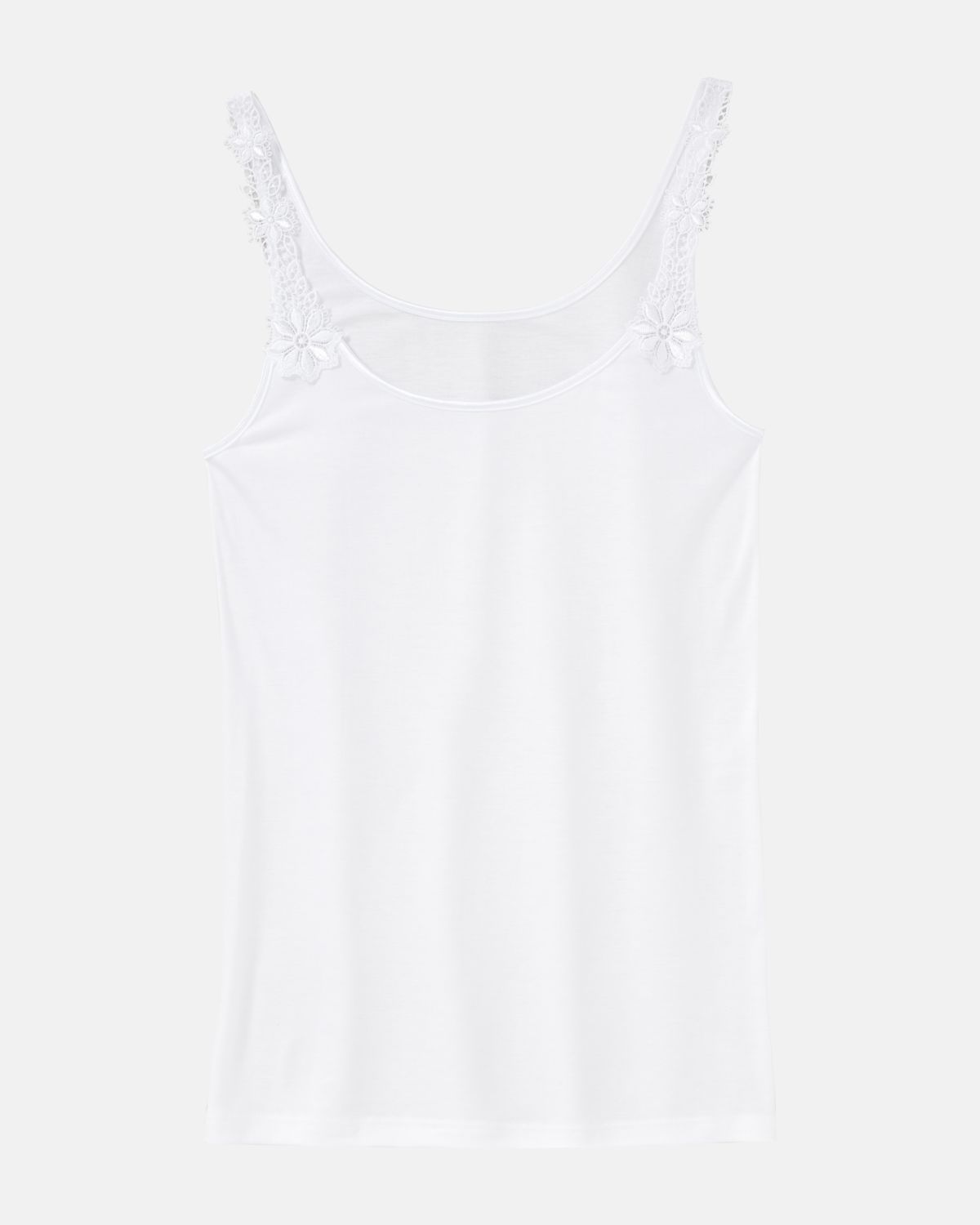 Achselhemd in weiß aus der Serie Sofia, flach auf einer Oberfläche liegend.