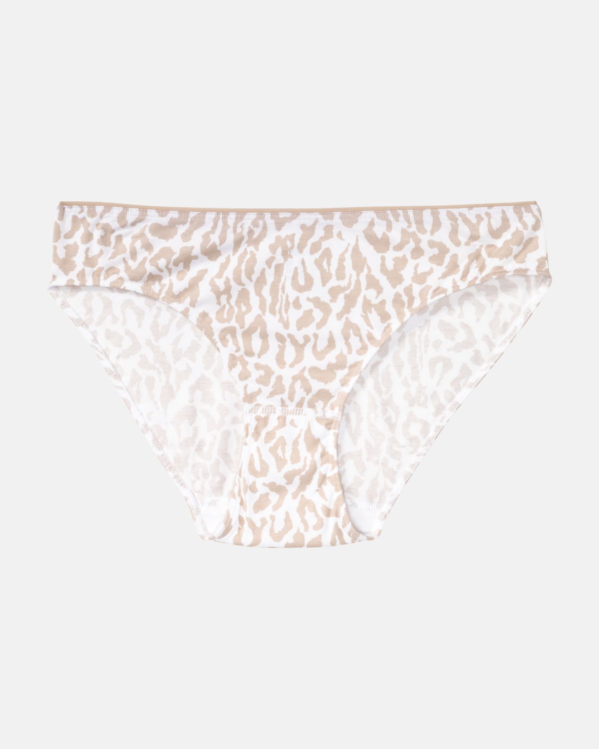 Bikinislip in Leo cashew aus der Serie Ricarda, flach auf einer Oberfläche liegend.