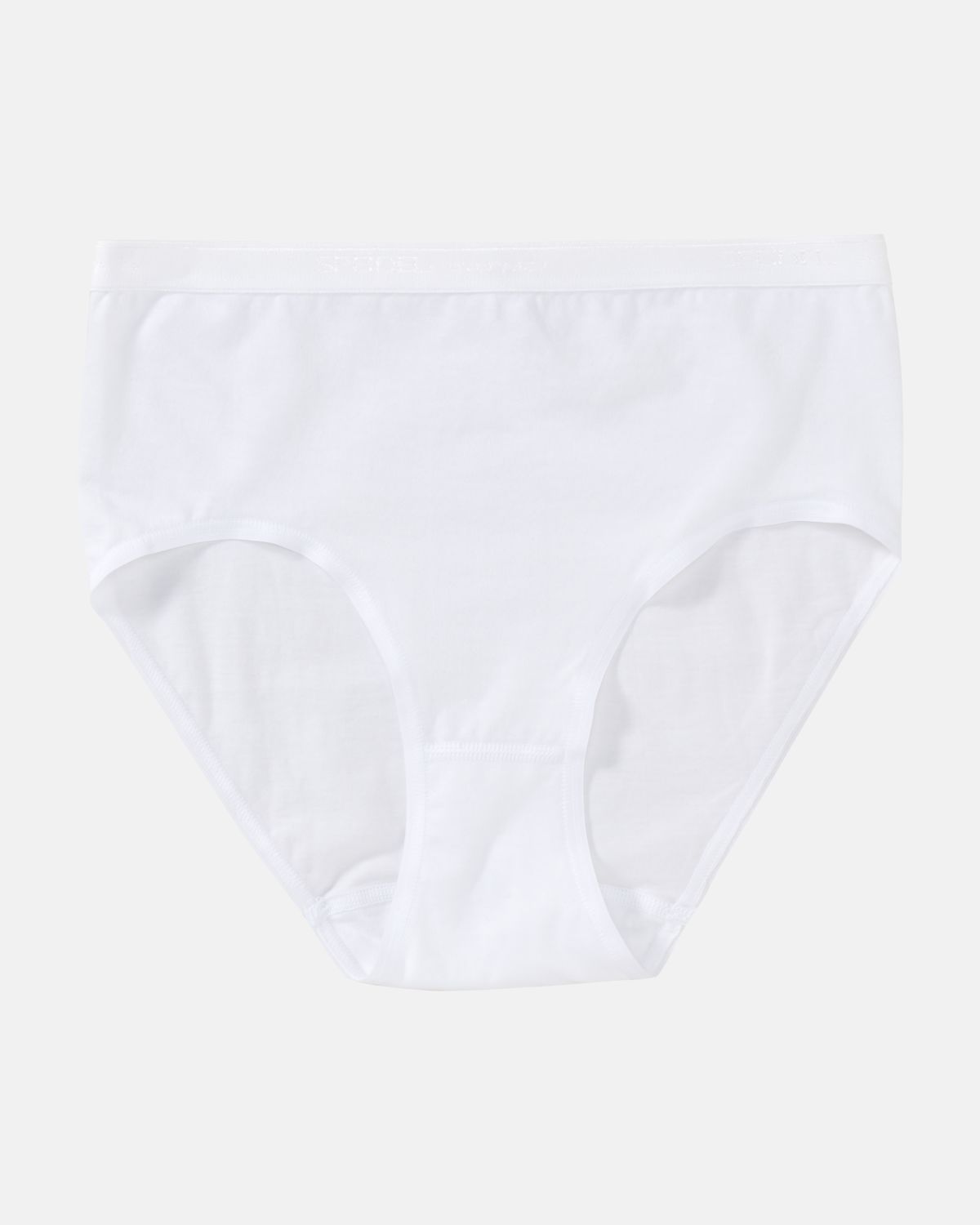 Maxislip in weiß aus der Serie everyday, flach auf einer Oberfläche liegend.