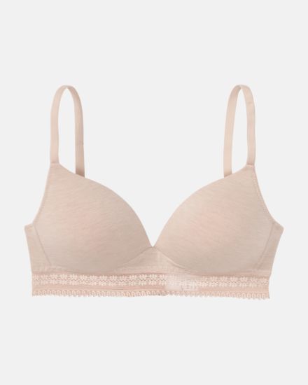 Schalen BH Triangle in cashew mélé aus der Serie Raphaela, flach auf einer Oberfläche liegend.