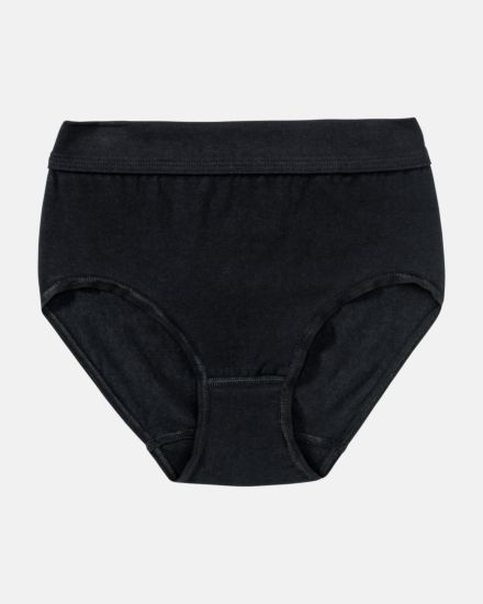 Maxislip in schwarz aus der Serie Bio Cotton plus, flach auf einer Oberfläche liegend.