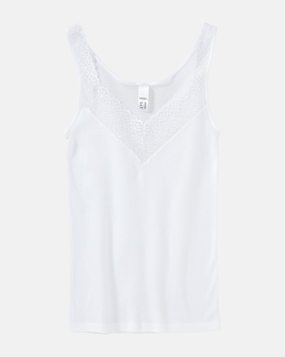 Achselhemd in weiß aus der Serie Natalie, flach auf einer Oberfläche liegend.