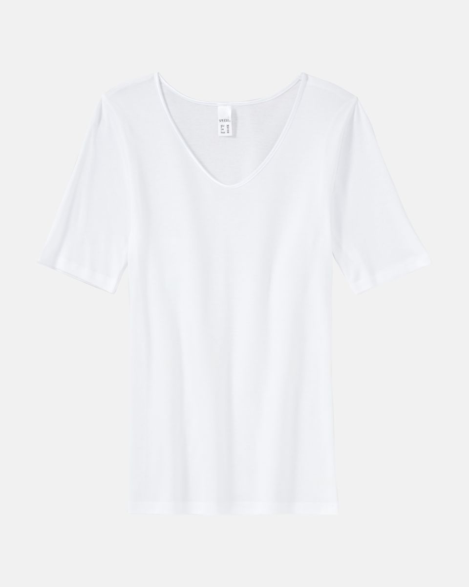 Hemd 1/4 Arm in weiß aus der Serie Natascha, flach auf einer Oberfläche liegend.