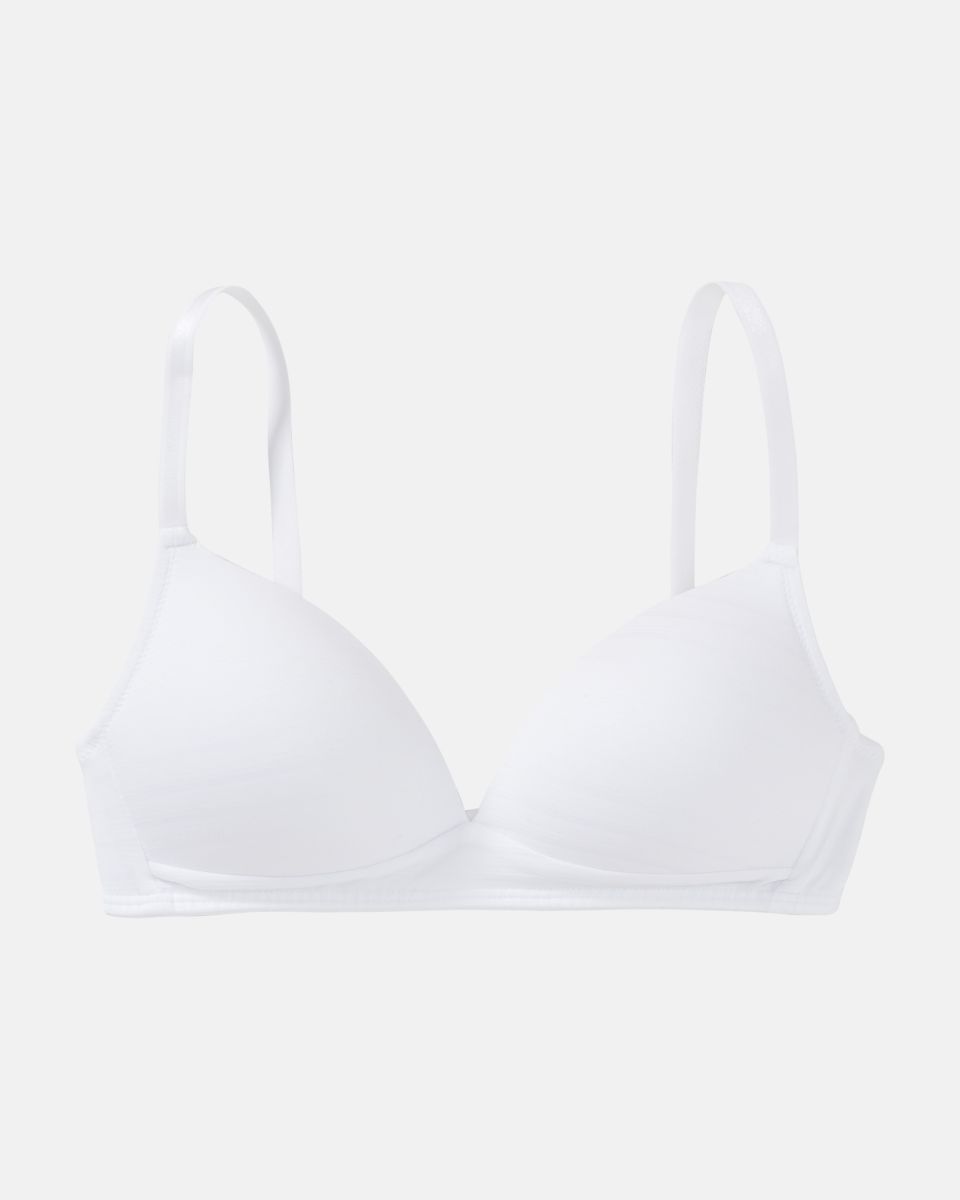 Schalen BH Triangle in weiß aus der Serie Cotton&More, flach auf einer Oberfläche liegend.