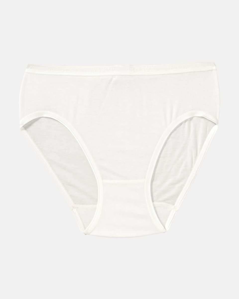 Hüftslip in elfenbein aus der Serie Sofia, flach auf einer Oberfläche liegend.