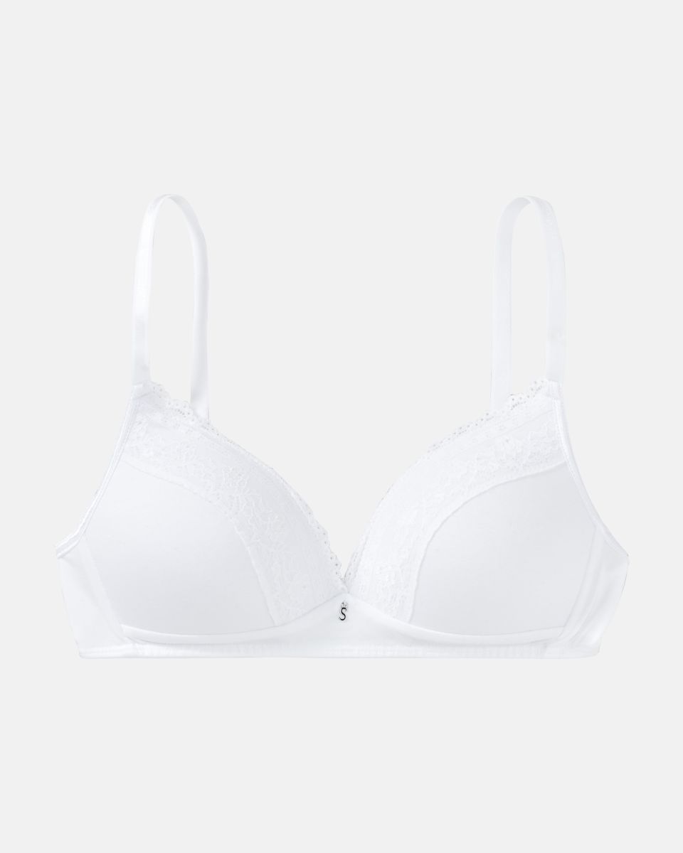 Schalen BH Triangle in weiß aus der Serie Smilla, flach auf einer Oberfläche liegend.