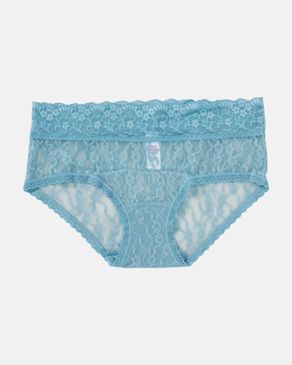 Low Hip in shark aus der Serie Lacy, flach auf einer Oberfläche liegend.