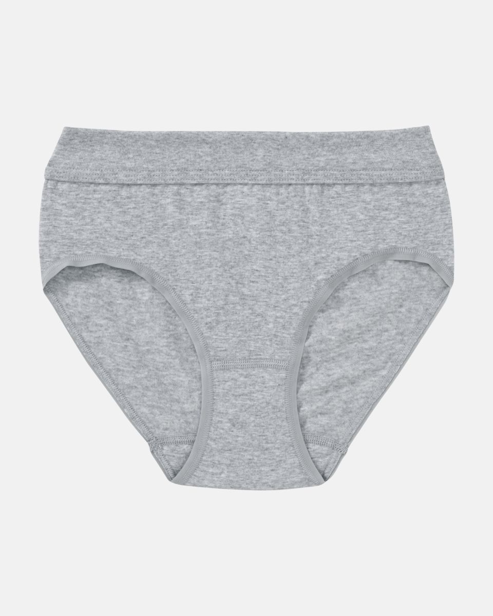 Midislip in kiesel mélé aus der Serie Bio Cotton plus, flach auf einer Oberfläche liegend.